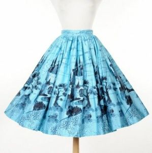 Nwot rare/discontinued blue castles jenny skirt